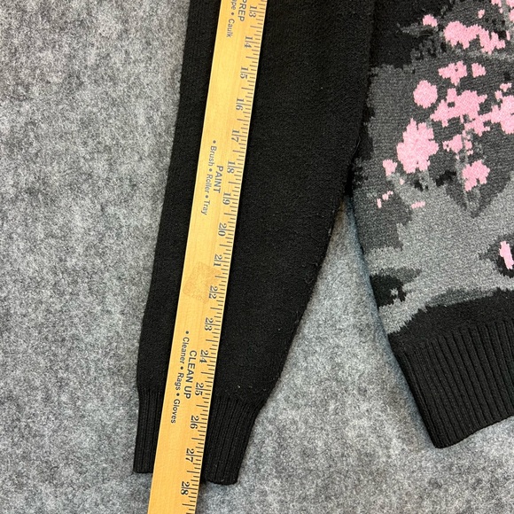 RGSTR Humanity Size XL Sweater Jet Black Gray-Pink. - Picture 6 of 10